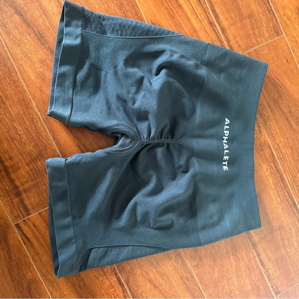 Alphalete Women's dark sea blue Bike Shorts